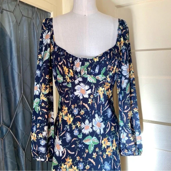 $428 Den Guinevere Silk Viscose Maxi Dress is available for purchase on au  PAY Market - Imported Goods Online Store Co.Ltd. | au PAY Market - Online  Shopping Site